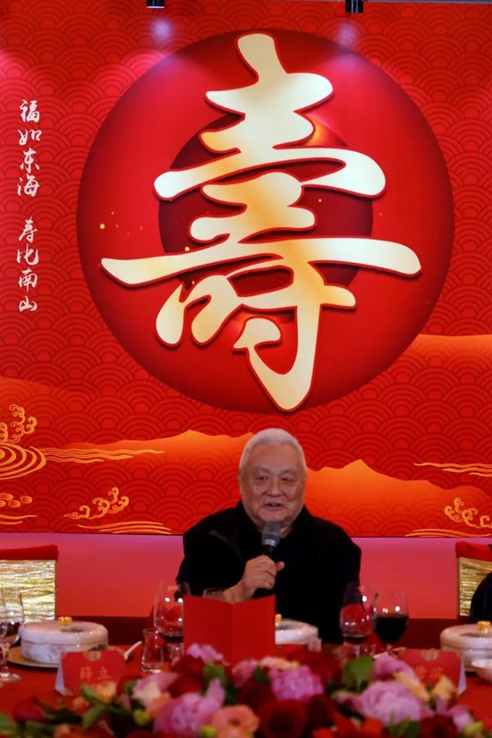 是网上足球投注之首选。产品图片
