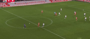 1792967652921065400.gif 弗拜95.gif